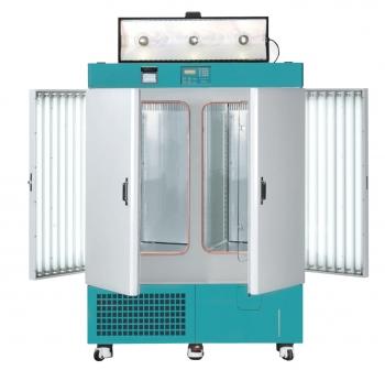 LABORATORY FREEZERS